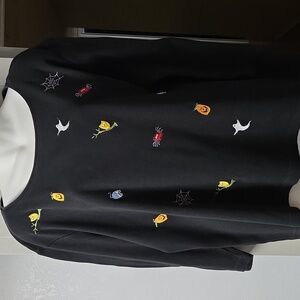 Onque Woman Black Halloween Themed Short Sleeve Tee